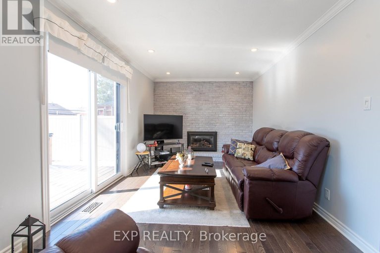 29593883/1534-rosebella-avenue/blossom-parkkemp-parkfindlay-creek/ottawa/ontario/K1T1E8_9