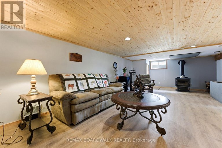 29674449/1671-oneill-road/north-grenville-twp-kemptville-south/north-grenville/ontario/K0G1S0_30