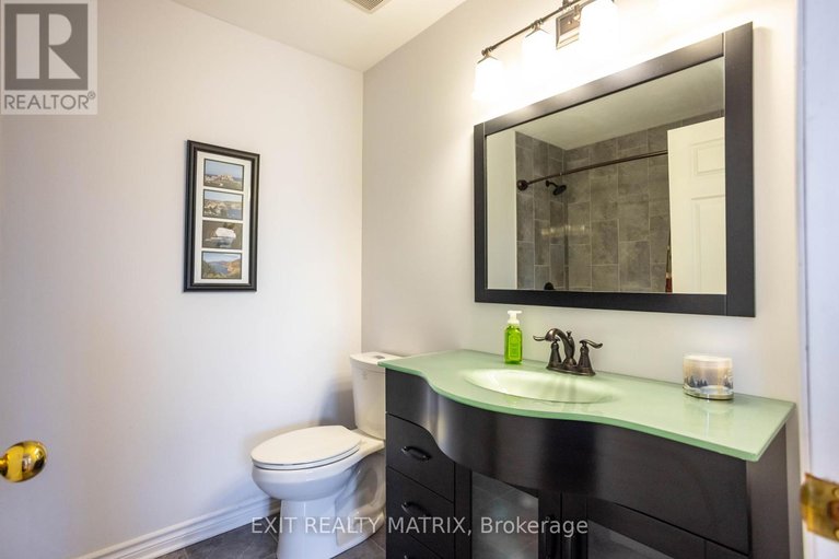 28366381/98-menard-street/embrun/russell/ontario/K0A1W1_16
