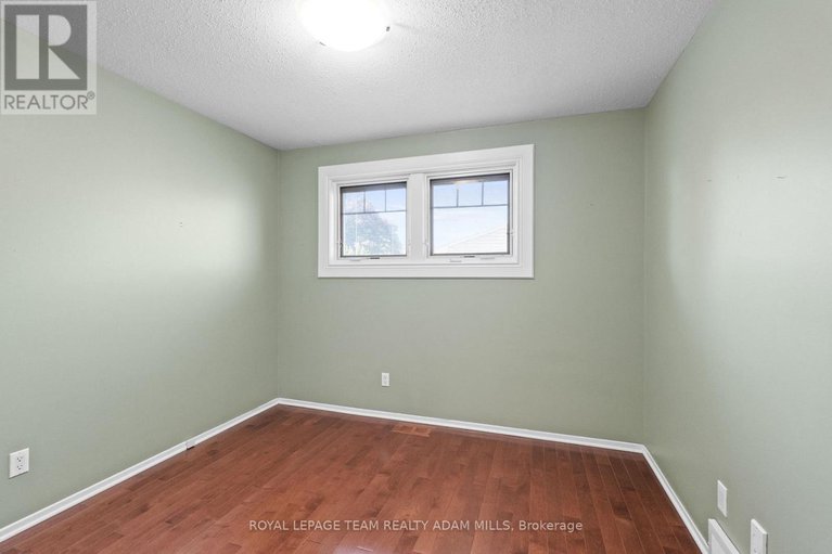 29106585/46-gentle-gate-crescent/hunt-club-parkgreenboro/ottawa/ontario/K1T1Z8_34