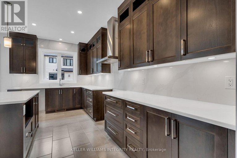 28318232/429-turmeric-court/stittsville-south/ottawa/ontario/K2S2X8_13
