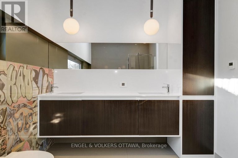 29539469/608-byron-avenue/mckellarhighland/ottawa/ontario/K2A0E5_40