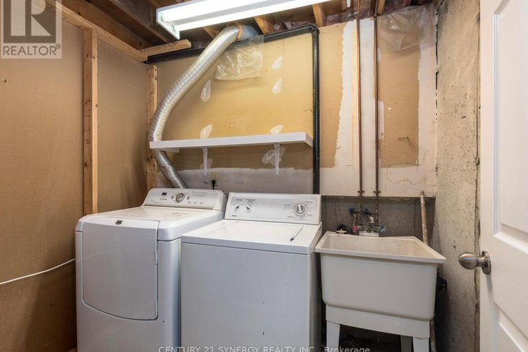 29610480/16-71-clarkson-crescent/katimavik/ottawa/ontario/K2L3C9_33