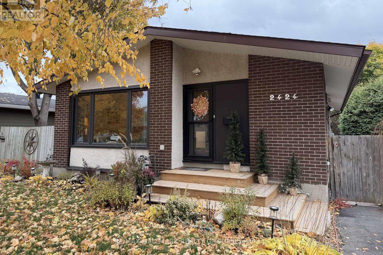 29062143/2424-joliffe-street/hawthorne-meadows/ottawa/ontario/K1G1G9_1