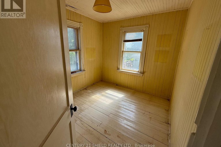 28521831/20064-county-rd-18-road/south-glengarry-charlottenburgh-twp/south-glengarry/ontario/K0C2J0_23