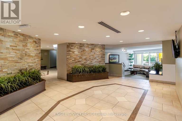 29223643/606-1171-ambleside-drive/woodroffe/ottawa/ontario/K2B8E1_6