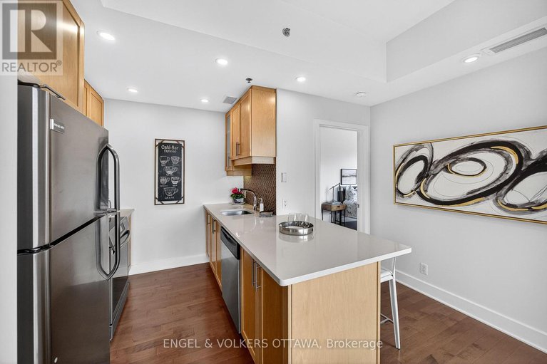 29240373/802-300c-lett-street/west-centre-town/ottawa/ontario/K1R0A8_18