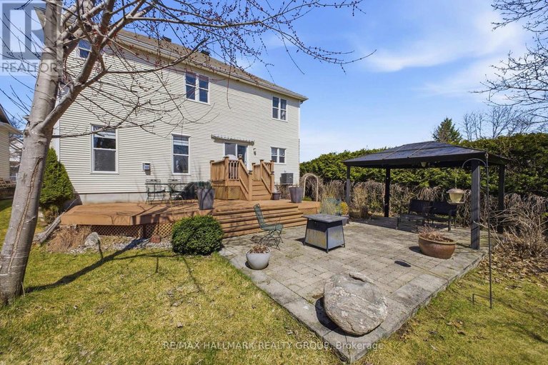 29633976/47-snowberry-way/stittsville-south/ottawa/ontario/K2S2A8_34