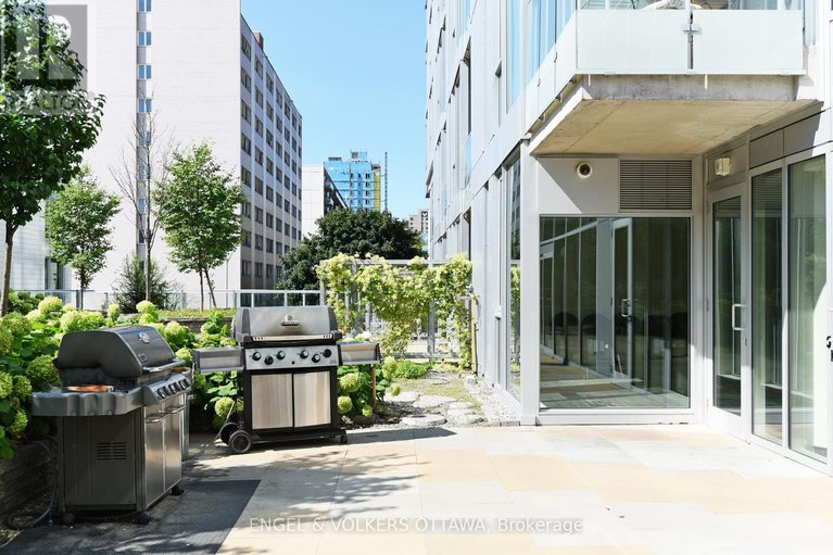 28562228/1304-40-nepean-street/ottawa-centre/ottawa/ontario/K2P0X5_21