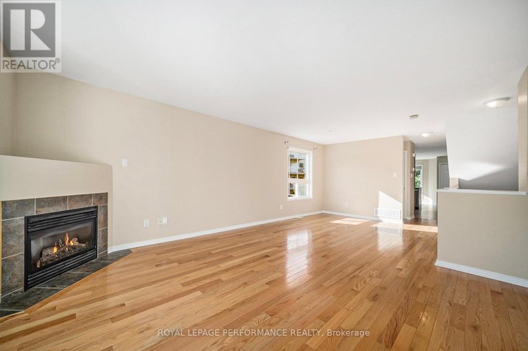 28996456/52-130-berrigan-drive/longfields/ottawa/ontario/K2J0J3_9