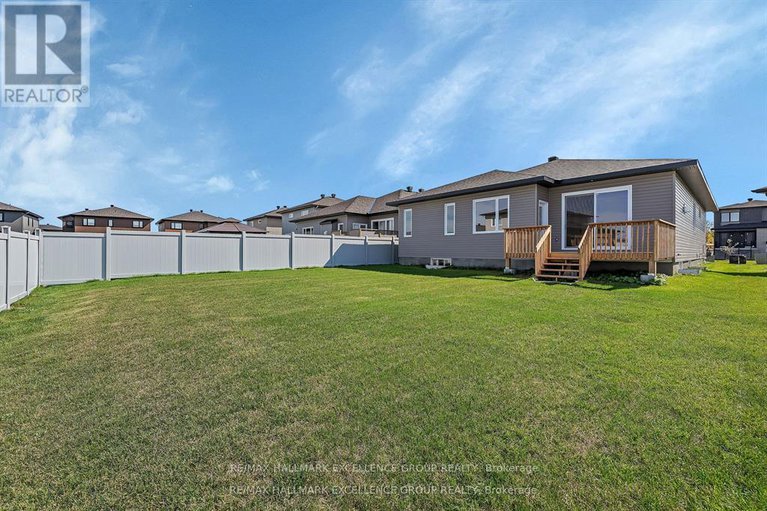 29317076/1345-diamond-street/clarencerockland-twp/clarence-rockland/ontario/K4K0M6_40