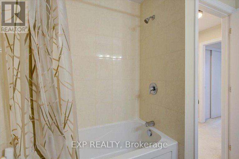 29655325/461-meadowhawk-crescent/half-moon-bay/ottawa/ontario/K2J5W8_17