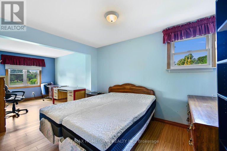 28843870/9-and-7-richmond-street/augusta-twp/augusta/ontario/K0E1P0_18