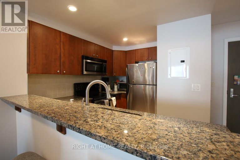 28585606/308-200-besserer-street/sandy-hill/ottawa/ontario/K1N0A7_11