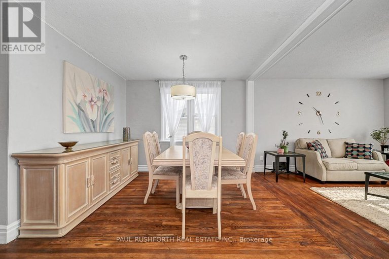 29437881/1401-mcmahon-avenue/emerald-woodssawmill-creek/ottawa/ontario/K1T1C2_13