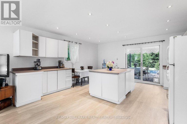 29448919/3838-kenyon-dam-road/north-glengarry-kenyon-twp/north-glengarry/ontario/K0C1A0_69