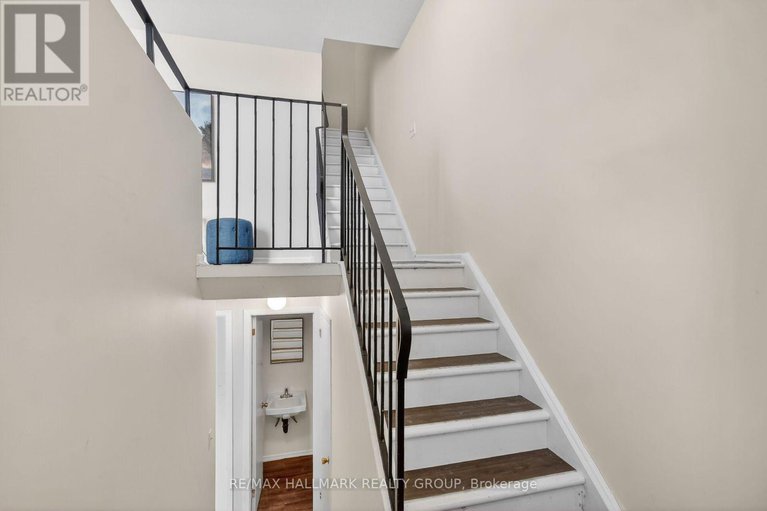 29306749/15-2640-draper-avenue/redwood-park/ottawa/ontario/K2H8V3_32