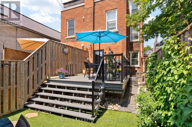 28550039/244-flora-street/ottawa-centre/ottawa/ontario/K1R5R9_37
