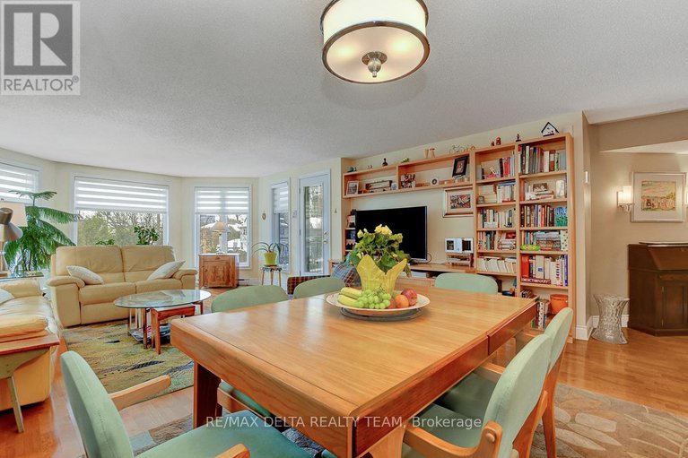 28176941/302a-62-donald-street/overbrook/ottawa/ontario/K1K1N2_10