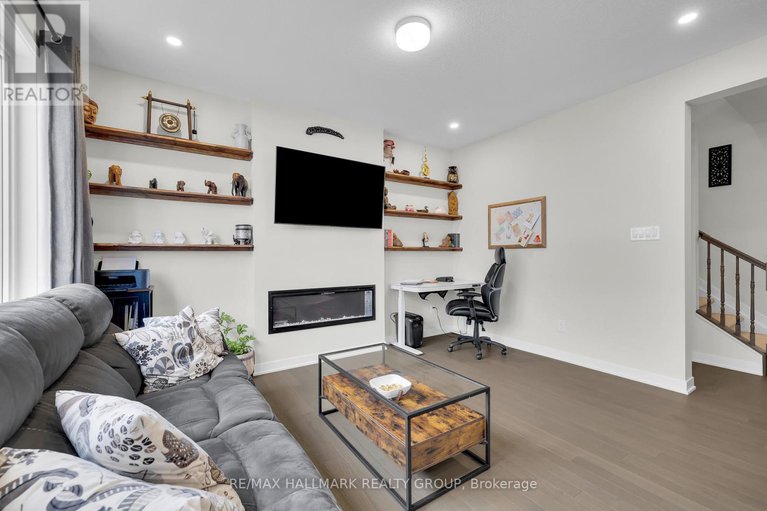 29156490/1076-curraglass-walk/stittsville-north/ottawa/ontario/K2S3A3_9