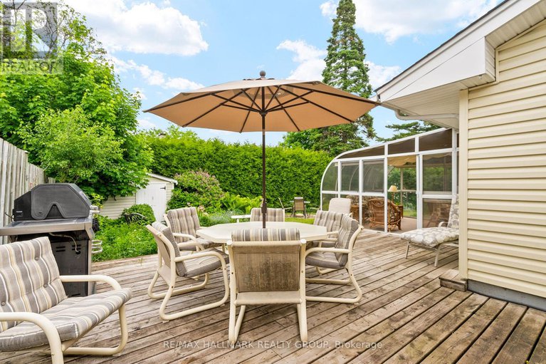 29185304/2143-hubbard-crescent/beacon-hill-north/ottawa/ontario/K1J6L3_29