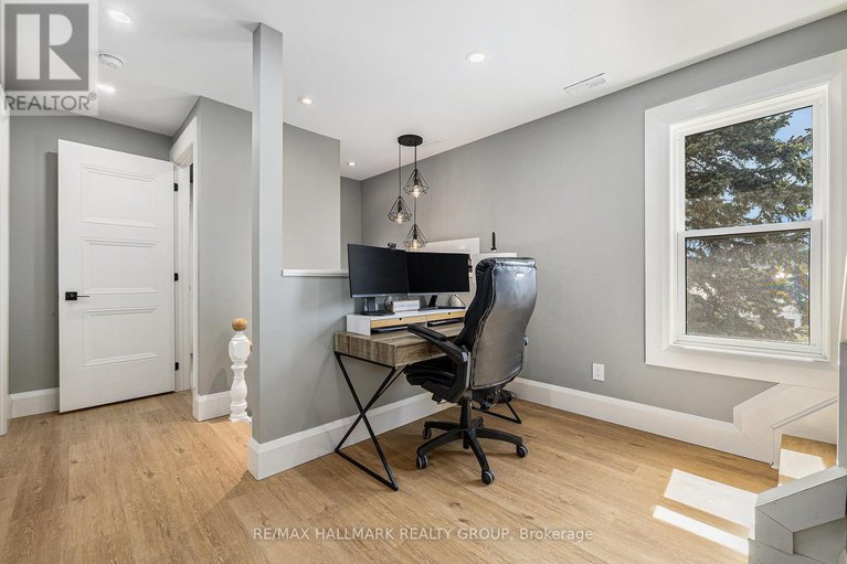 28634699/33-river-road/mcnabbraeside-twps/mcnabbraeside/ontario/K7S1R3_17
