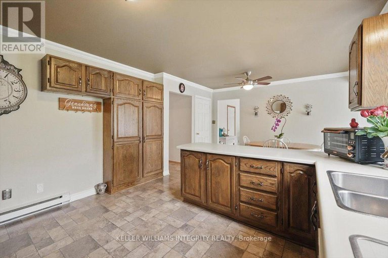 28473726/1954-catherine-street/town-of-rockland/clarence-rockland/ontario/K4K1H6_16