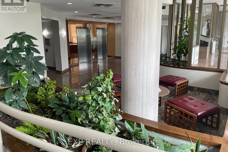 28586261/1510-215-parkdale-avenue/mechanicsville/ottawa/ontario/K1Y4T8_2