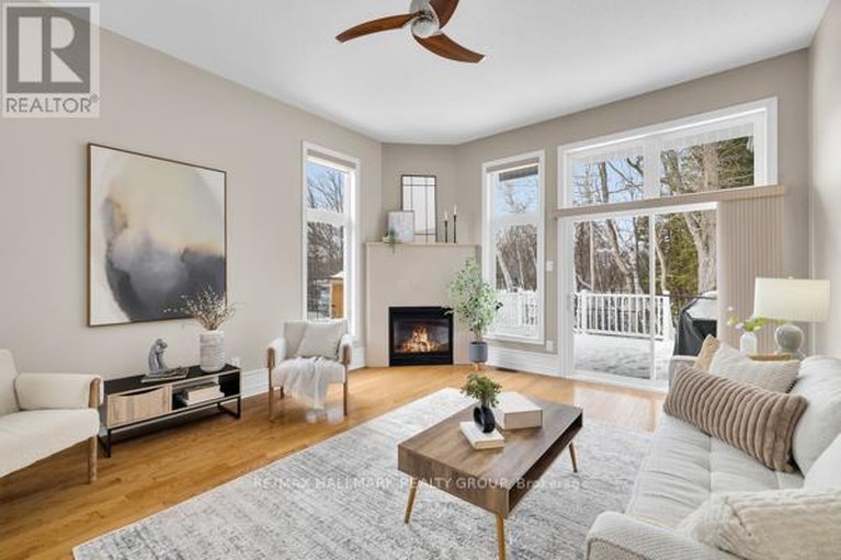 29577817/155-royal-landing-gate/north-grenville-twp-kemptville-south/north-grenville/ontario/K0G1J0_11