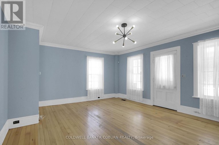 28761118/5-water-street/north-grenville-twp-kemptville-south/north-grenville/ontario/K0G1S0_24