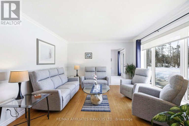 29425027/5650-pinestone-drive/south-glengarry-charlottenburgh-twp/south-glengarry/ontario/K0C2J0_3