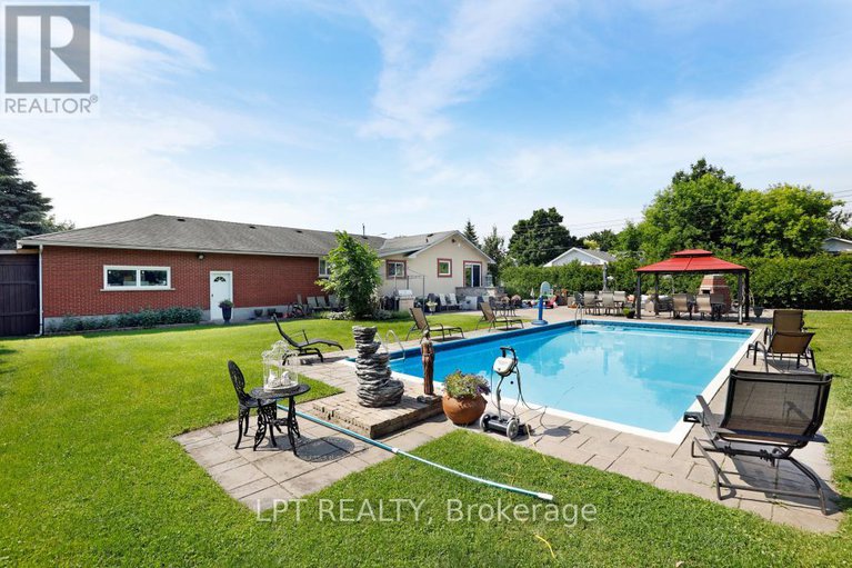 28174687/1773-st-barbara-street/blossom-parkleitrim/ottawa/ontario/K1T1M3_27