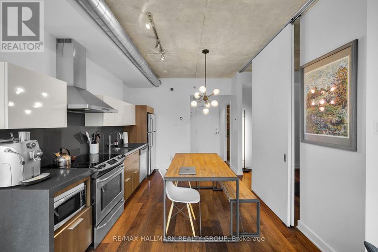 28932807/638-340-mcleod-street/ottawa-centre/ottawa/ontario/K2P1A4_11