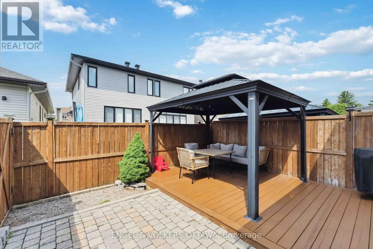 28800618/741-morningstar-way/mer-bleuebradley-estatesanderson-park/ottawa/ontario/K1W0G6_38