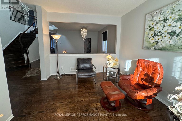 28579917/164-copperwood-street/convent-glen-north/ottawa/ontario/K1C7S3_12