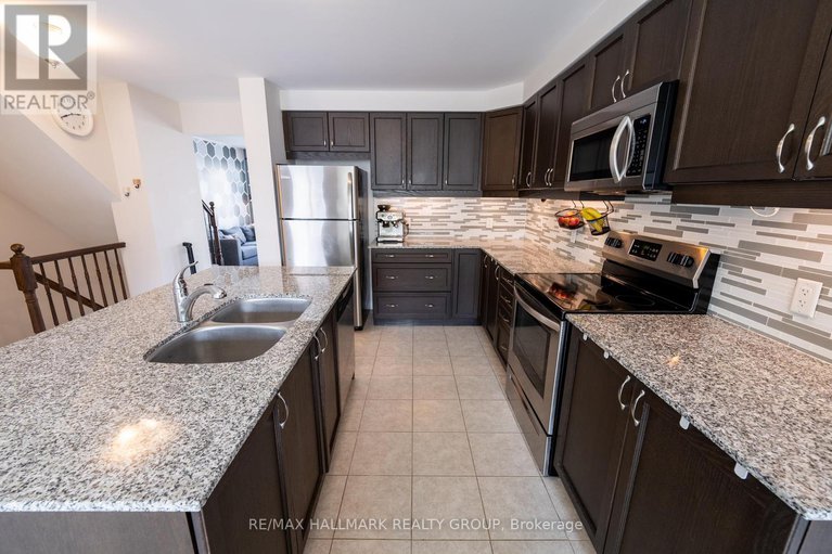 28835804/106-gelderland-private/emerald-meadowstrailwest/ottawa/ontario/K2V0H8_8