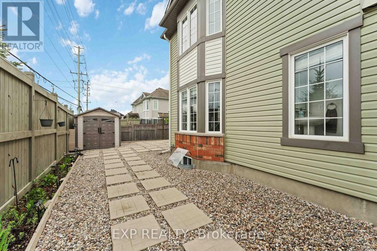 29063218/226-par-la-ville-circle/stittsville-north/ottawa/ontario/K2S0T6_44