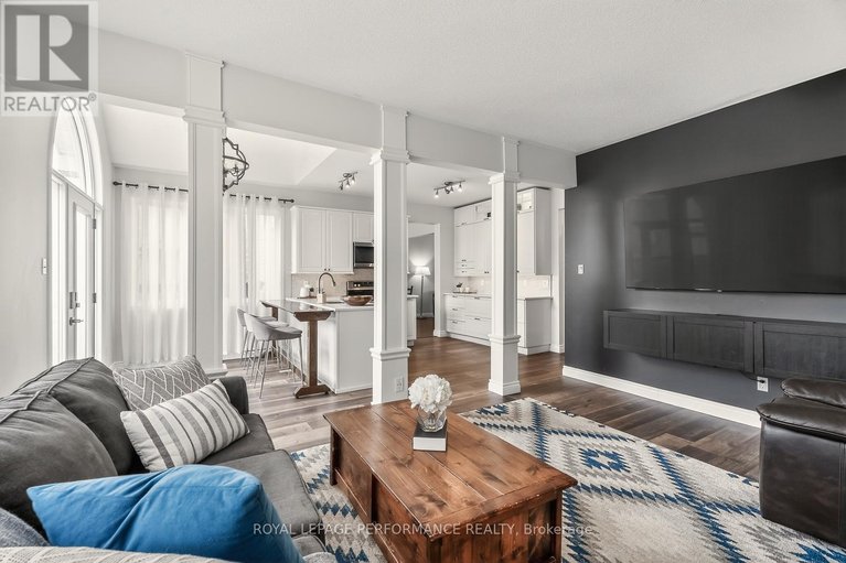 29615076/1820-mccallum-drive/fallingbrookgardenway-south/ottawa/ontario/K4A3T7_13