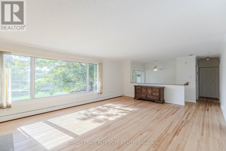 28882629/135-desmond-avenue/glencairnhazeldean/ottawa/ontario/K2L1E8_10