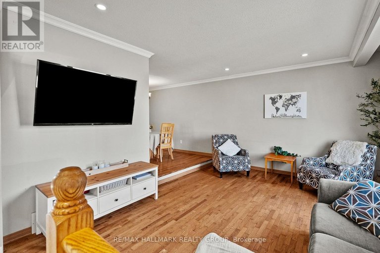 29670827/15-elm-avenue/village-of-russell/russell/ontario/K4R1B3_8