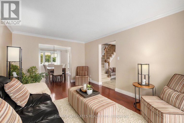 29027617/1315-prestone-drive/bilberry-creekqueenswood-heights/ottawa/ontario/K1E2Z2_6