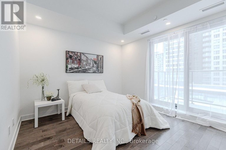 29411218/410-180-george-street/lower-townbyward-market/ottawa/ontario/K1N0G8_12