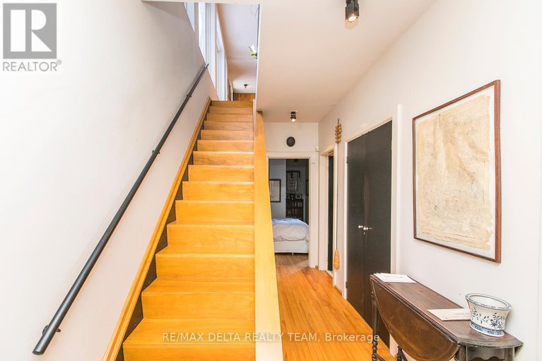 29117353/27-perkins-street/west-centre-town/ottawa/ontario/K1R7G4_21