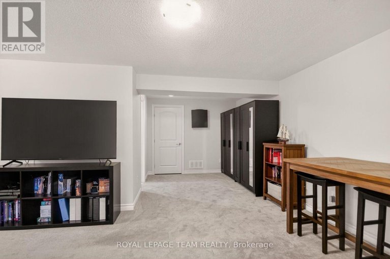 29645238/802-bascule-place/richmond/ottawa/ontario/K0A2Z0_26