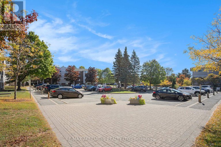 28977949/207-270-brittany-drive/viscount-alexander-park/ottawa/ontario/K1K0R8_20