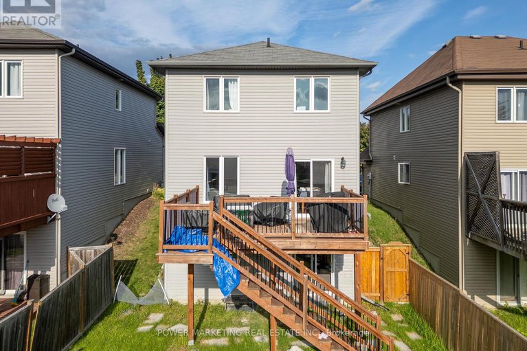 29319586/270-mica-crescent/town-of-rockland/clarence-rockland/ontario/K4K0E2_30