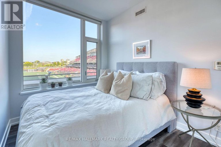 28202266/305-1035-bank-street/ottawa-centregolden-triangle/ottawa/ontario/K1P5N5_18