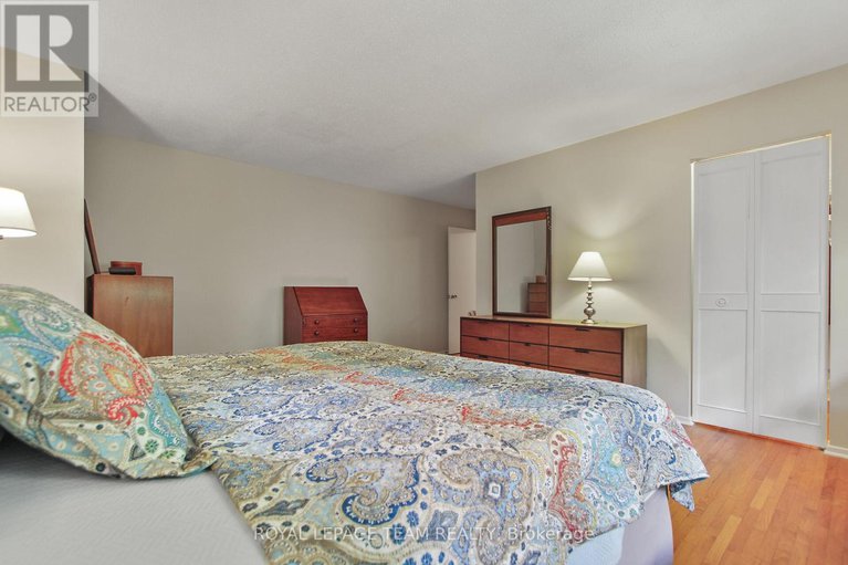 28804584/484-hazeldean-road-unit-1/ottawa/ontario/K2L1V4_30