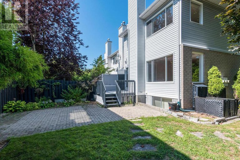 28819200/6101-arbourwood-drive/chapel-hill/ottawa/ontario/K1C7K7_38