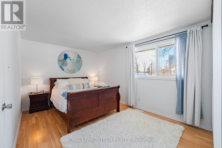 29296778/67-1347-perez-crescent/carson-grove/ottawa/ontario/K1J8T9_27